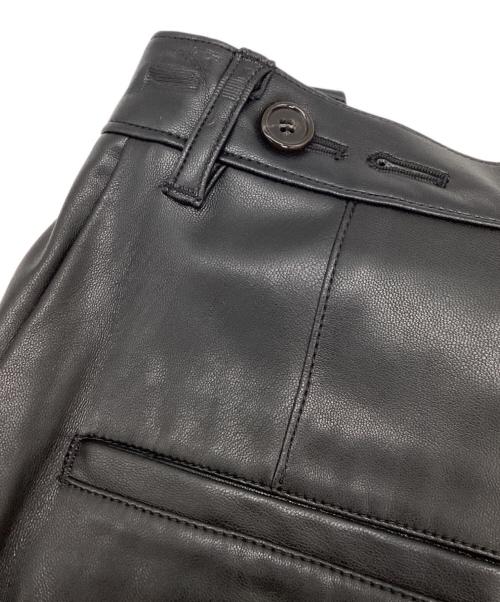 .efiLevol（エフィレボル）.efiLevol (エフィレボル) フェイクレザーレイヤードパンツ ブラック サイズ:なしの古着・服飾アイテム