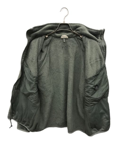 US ARMY（ユーエスアーミー）US ARMY (ユーエス アーミー) Fleece Cold Weather Jacket カーキ サイズ:LARGE-REGULARの古着・服飾アイテム