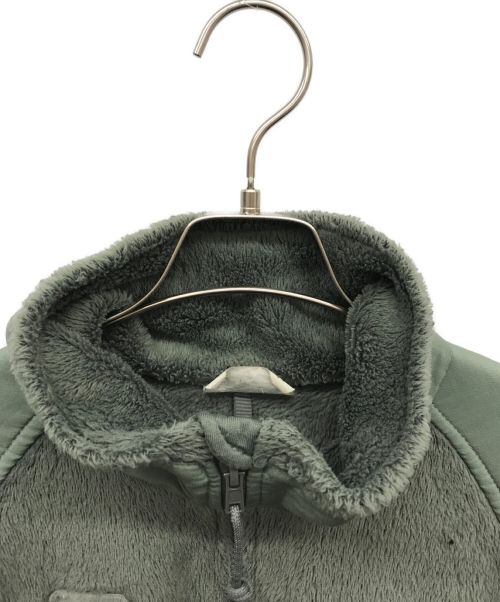 US ARMY（ユーエスアーミー）US ARMY (ユーエス アーミー) Fleece Cold Weather Jacket カーキ サイズ:LARGE-REGULARの古着・服飾アイテム