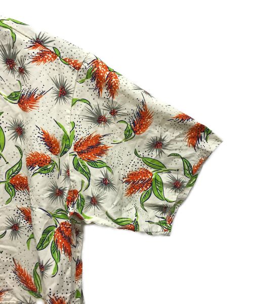 TOWN CRAFT（タウンクラフト）TOWN CRAFT (タウンクラフト) PRINTED BEACH SHIRT ホワイト サイズ:L 40-42の古着・服飾アイテム