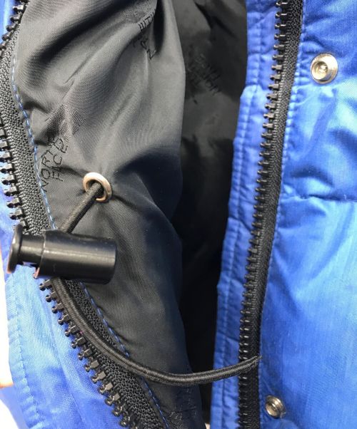 THE NORTH FACE（ザ ノース フェイス）THE NORTH FACE (ザ ノース フェイス) ダウンジャケット ブルー サイズ:Mの古着・服飾アイテム