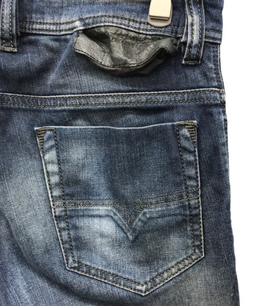 DIESEL（ディーゼル）DIESEL (ディーゼル) ダメージデニムパンツ インディゴ サイズ:28の古着・服飾アイテム