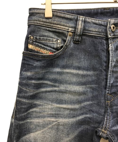 DIESEL（ディーゼル）DIESEL (ディーゼル) ダメージデニムパンツ インディゴ サイズ:28の古着・服飾アイテム