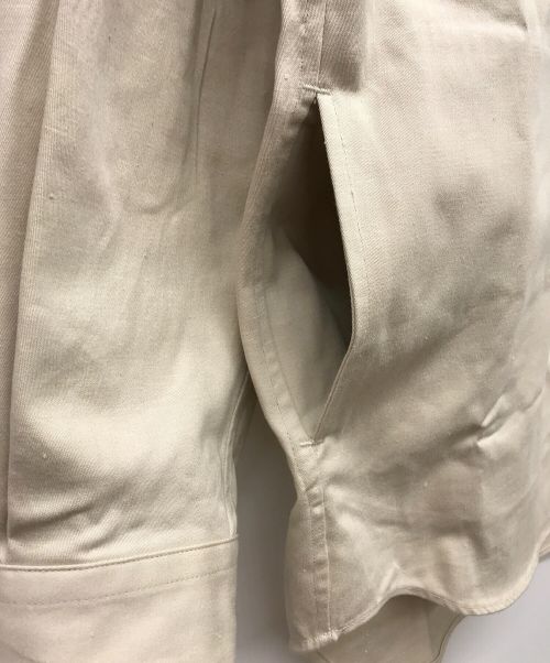 UNFOLLOW（アンフォロー）UNFOLLOW (アンフォロー) 長袖シャツ ベージュ サイズ:2の古着・服飾アイテム