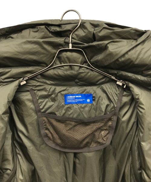 GORDON MILLER（ゴードンミラー）GORDON MILLER (ゴードンミラー) ダウンジャケット カーキ サイズ:Lの古着・服飾アイテム