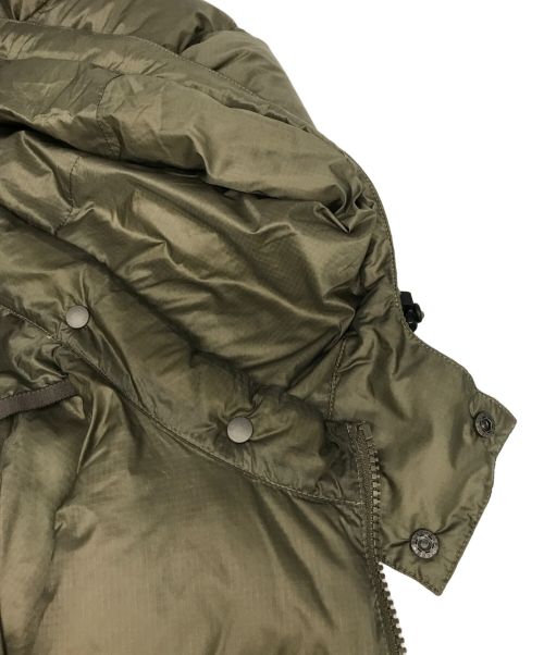 GORDON MILLER（ゴードンミラー）GORDON MILLER (ゴードンミラー) ダウンジャケット カーキ サイズ:Lの古着・服飾アイテム