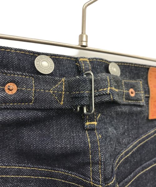 LEVI'S（リーバイス）LEVI'S (リーバイス) デニムパンツ インディゴ サイズ:W30×L36 未使用品の古着・服飾アイテム