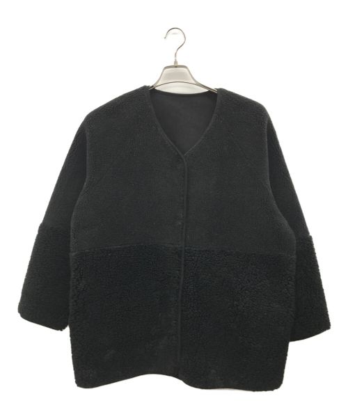 Munich（ミューニック）Munich (ミューニック) ウールシープボアムートンリバーシブルノーカラーコート ブラック サイズ:XSの古着・服飾アイテム