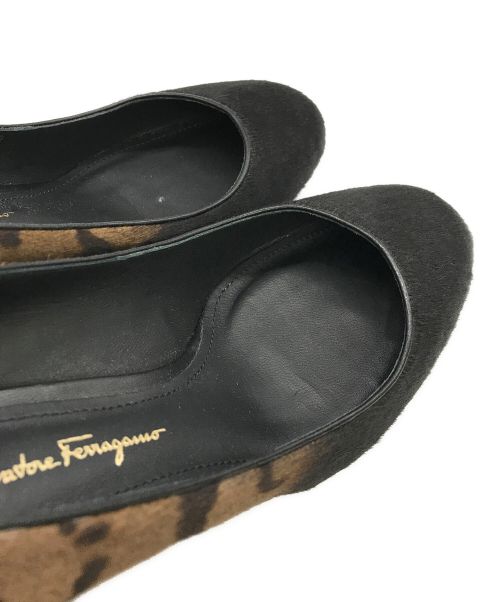 Salvatore Ferragamo（サルヴァトーレ フェラガモ）Salvatore Ferragamo (サルヴァトーレ フェラガモ) ヒョウ柄パンプス ブラウン サイズ:6 1/2Dの古着・服飾アイテム