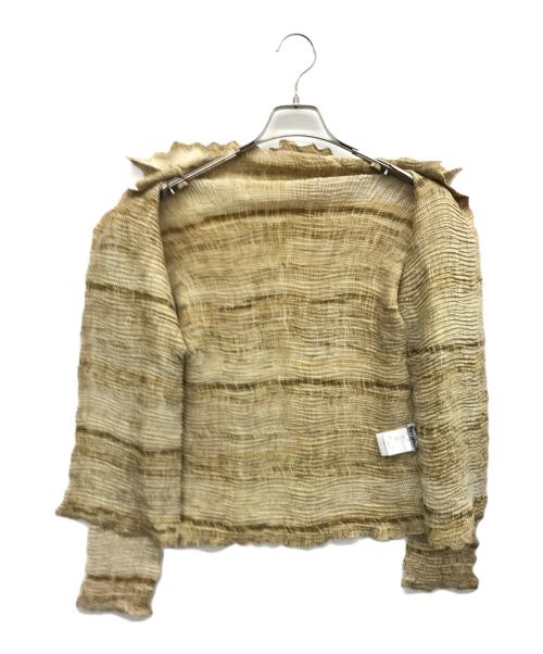 ISSEY MIYAKE（イッセイミヤケ）ISSEY MIYAKE (イッセイミヤケ) プリーツシャツ ベージュ サイズ:Mの古着・服飾アイテム