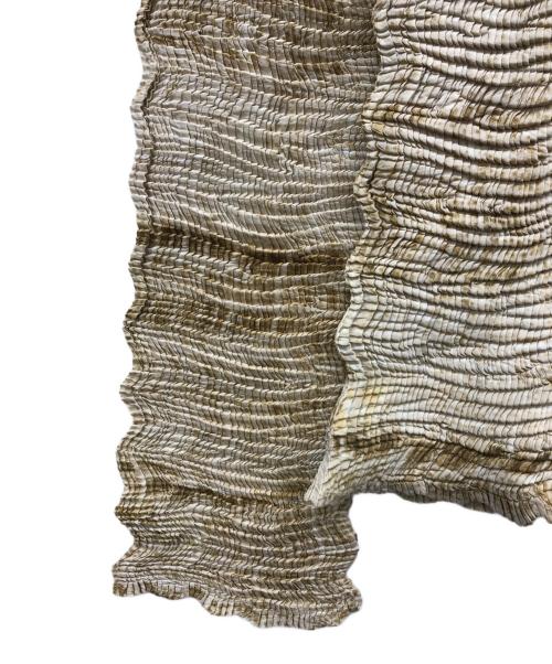 ISSEY MIYAKE（イッセイミヤケ）ISSEY MIYAKE (イッセイミヤケ) プリーツシャツ ベージュ サイズ:Mの古着・服飾アイテム