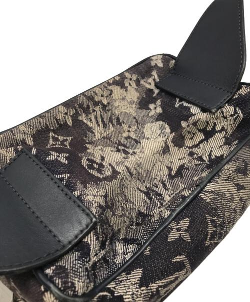 LOUIS VUITTON（ルイ ヴィトン）LOUIS VUITTON (ルイ ヴィトン) MONOGRAM TAPESTRY BUMBAG OUTDOOR/モノグラム・タペストリー バムバッグ・アウトドア  ネイビーの古着・服飾アイテム