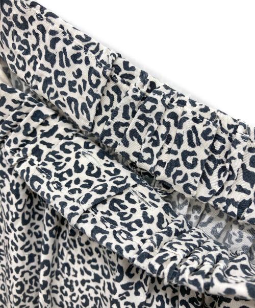 journal standard luxe（ジャーナルスタンダード ラックス）JOURNAL STANDARD LUXE (ジャーナルスタンダード リュクス) レオパード柄パンツ ホワイト サイズ:なしの古着・服飾アイテム