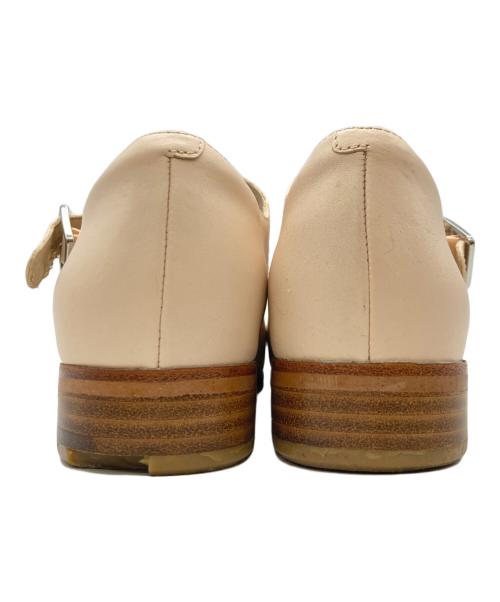 CLARKS（クラークス）CLARKS (クラークス) グルカサンダル ピンクベージュ サイズ:EU39の古着・服飾アイテム