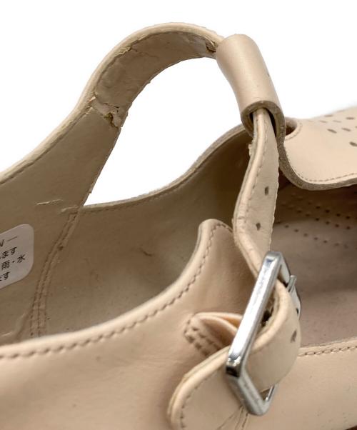 CLARKS（クラークス）CLARKS (クラークス) グルカサンダル ピンクベージュ サイズ:EU39の古着・服飾アイテム