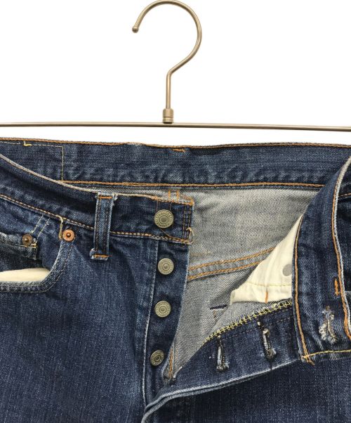 LEVI'S（リーバイス）LEVI'S (リーバイス) ヴィンテージデニムパンツ インディゴ サイズ:W33 L33の古着・服飾アイテム