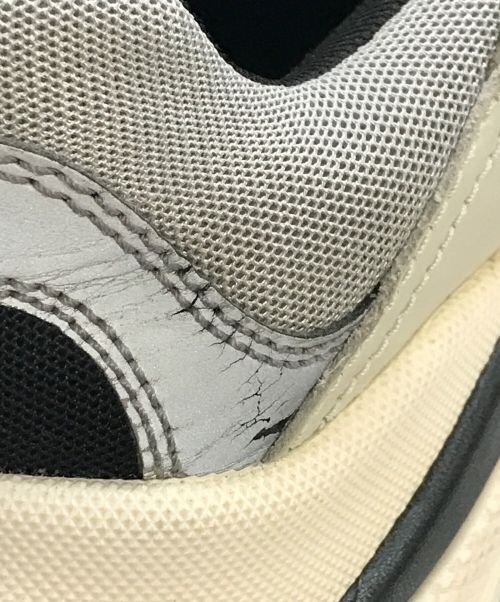 BALENCIAGA（バレンシアガ）BALENCIAGA (バレンシアガ) Triple S ダッドスニーカー シルバー サイズ:UK5の古着・服飾アイテム