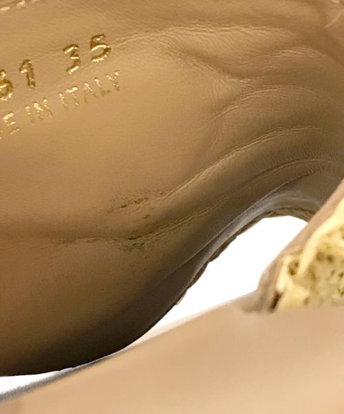 PRADA（プラダ）PRADA (プラダ) クロシェ フラットフォーム スライドサンダル ベージュ サイズ:35の古着・服飾アイテム