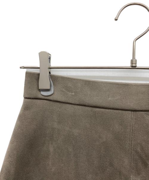 IENA（イエナ）IENA (イエナ) バックジップモールスキンスカート ブラウン サイズ:36の古着・服飾アイテム