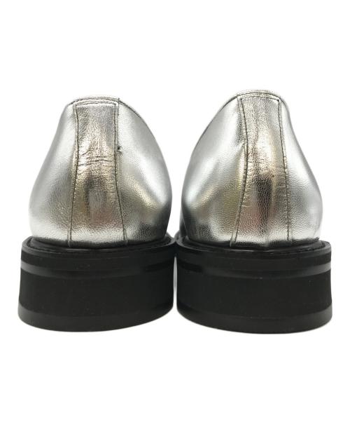 TENDER PERSON（テンダ―パーソン）TENDER PERSON (テンダ―パーソン) FLAME PATTERN LOAFER シルバー サイズ:27の古着・服飾アイテム