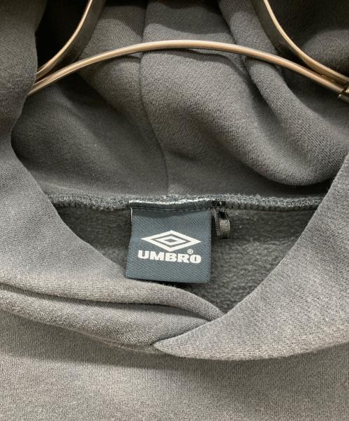 UMBRO（アンブロ）UMBRO (アンブロ) 9090 (9090) Collaboration Logo Hoodie グレー サイズ:Mの古着・服飾アイテム