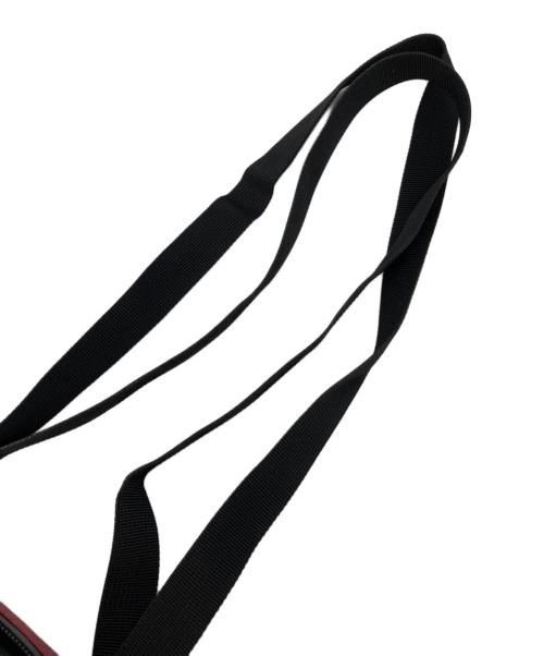 SUPREME（シュプリーム）Supreme (シュプリーム) Neck Pouch レッドの古着・服飾アイテム