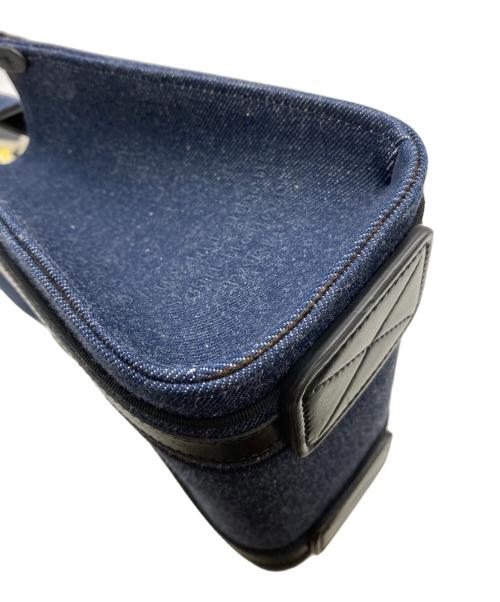 Roger Vivier（ロジェ ヴィヴィエ）Roger Vivier (ロジェ ヴィヴィエ) 2WAYバッグ インディゴの古着・服飾アイテム