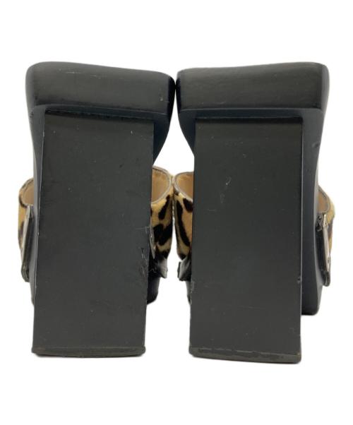 FENDI（フェンディ）FENDI (フェンディ) ハラコサンダル ベージュ サイズ:36 1/2の古着・服飾アイテム