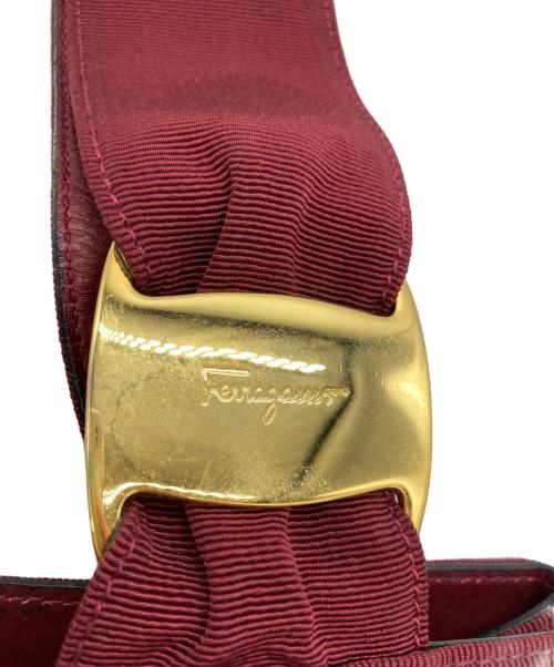 Salvatore Ferragamo（サルヴァトーレ フェラガモ）Salvatore Ferragamo (サルヴァトーレ フェラガモ) ヴィラハンドバッグ ボルドーの古着・服飾アイテム