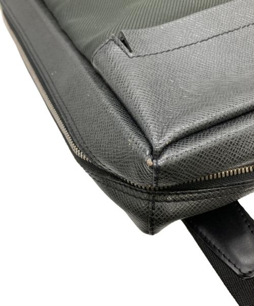 LOUIS VUITTON（ルイ ヴィトン）LOUIS VUITTON (ルイ ヴィトン) タイガ ベルーカ ブラックの古着・服飾アイテム