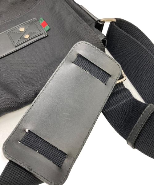 GUCCI（グッチ）GUCCI (グッチ) シェリーラインショルダーバッグ ブラックの古着・服飾アイテム