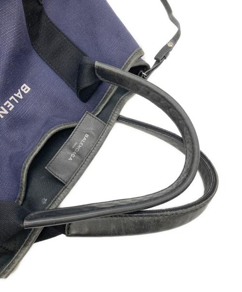 BALENCIAGA（バレンシアガ）BALENCIAGA (バレンシアガ) ネイビーカバスS ネイビーの古着・服飾アイテム