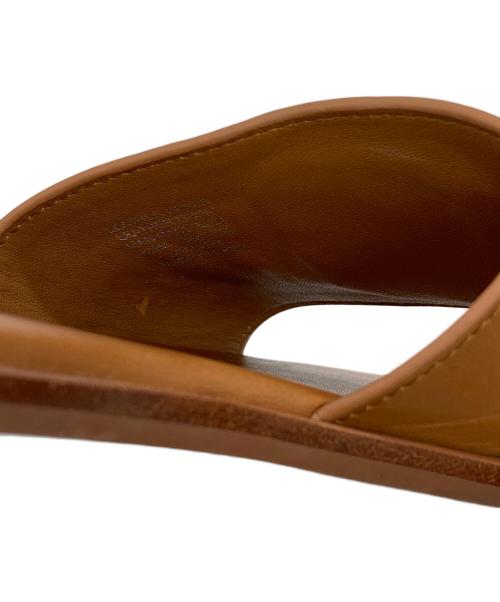 TORY BURCH（トリーバーチ）TORY BURCH (トリーバーチ) サンダル ベージュ サイズ:6 1/2Mの古着・服飾アイテム