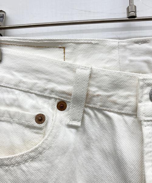 LEVI'S（リーバイス）LEVI'S (リーバイス) デニムパンツ ホワイト サイズ:W30×L34の古着・服飾アイテム