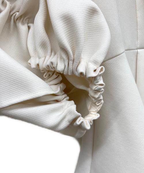 LANVIN en Bleu（ランバンオンブルー）LANVIN en Bleu (ランバンオンブルー) ウールカルゼフリルブラウス ベージュ サイズ:38の古着・服飾アイテム