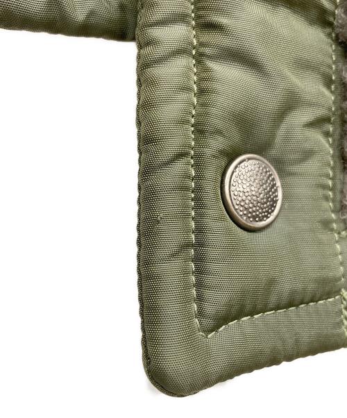 45R（フォーティファイブ・アール）45R (フォーティファイブ・アール) ボアナイロンリバーシブルベスト グレー×カーキ サイズ:6の古着・服飾アイテム