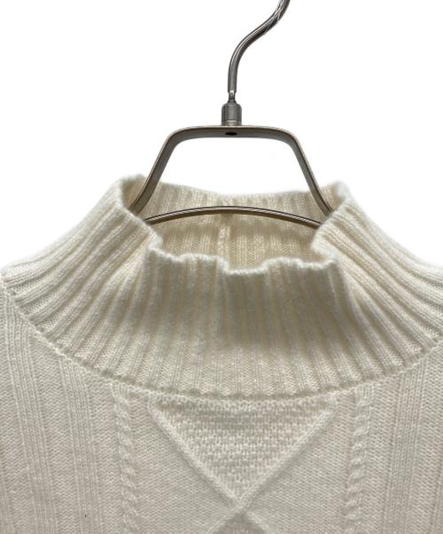 UTO（ユーティーオー）UTO (ユーティーオー) ニット ホワイト サイズ:なしの古着・服飾アイテム