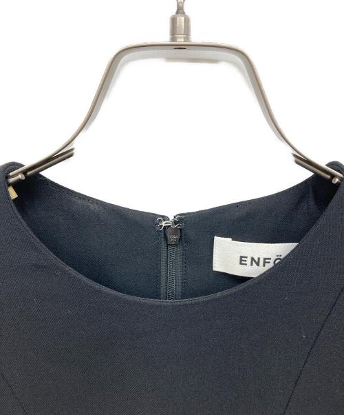 ENFOLD（エンフォルド）ENFOLD (エンフォルド) ノースリーブワンピース ブラック サイズ:36の古着・服飾アイテム