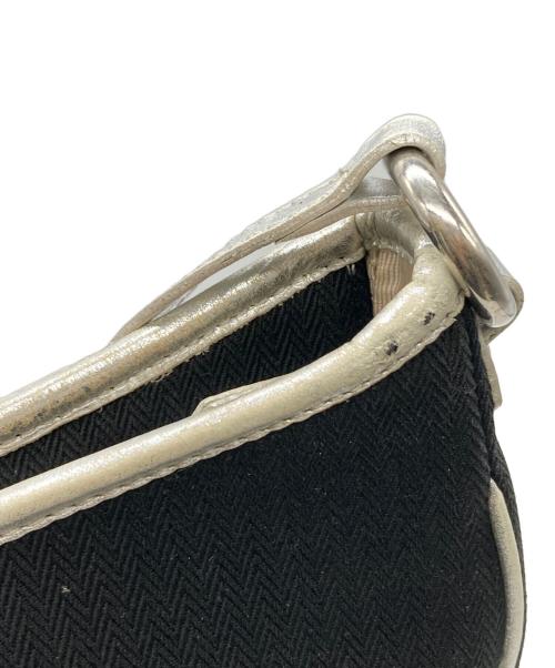 BURBERRY BLUE LABEL（バーバリー ブルー レーベル）BURBERRY BLUE LABEL (バーバリーロンドンブルーレーベル) ショルダーバッグ ブラックの古着・服飾アイテム