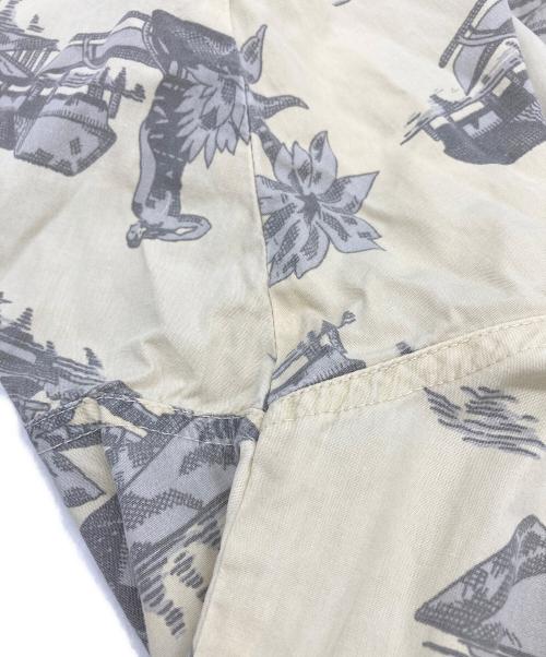 stussy（ステューシー）stussy (ステューシー) 半袖シャツ ベージュ サイズ:Sの古着・服飾アイテム