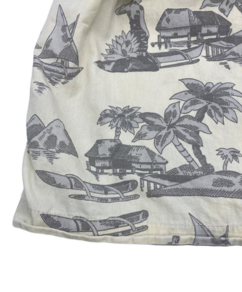 stussy（ステューシー）stussy (ステューシー) 半袖シャツ ベージュ サイズ:Sの古着・服飾アイテム