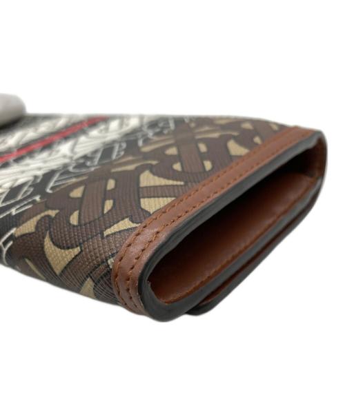 BURBERRY（バーバリー）BURBERRY (バーバリー) ハルトンフラップ財布 ブラウンの古着・服飾アイテム