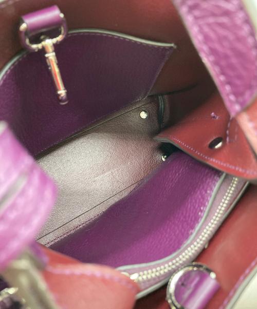 TOD'S（トッズ）TOD'S (トッズ) Tタイムレス レザーバッグ パープルの古着・服飾アイテム