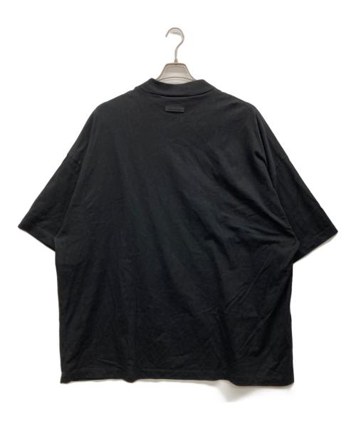 FOG ESSENTIALS（フィアオブゴッド エッセンシャル）FOG ESSENTIALS (フィアオブゴッド エッセンシャル) 半袖カットソー ブラック サイズ:XXLの古着・服飾アイテム