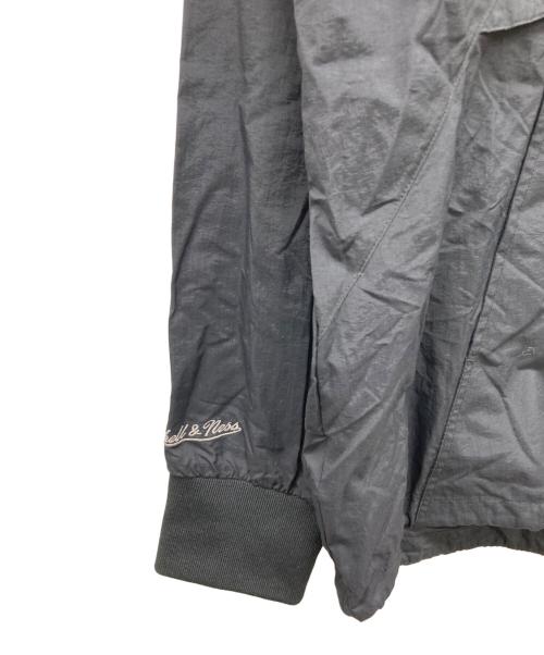 MITCHELL & NESS（ミッチェルアンドネス）MITCHELL & NESS (ミッチェルアンドネス) アノラックナイロンパーカー ブラック サイズ:XLの古着・服飾アイテム