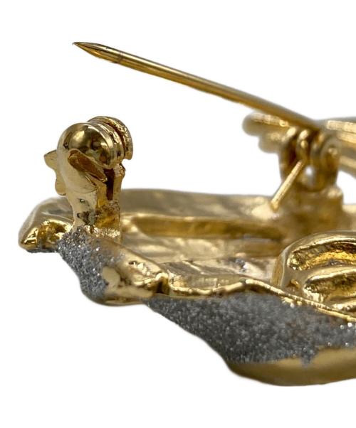 MIKIMOTO（ミキモト）MIKIMOTO (ミキモト) パール付きブローチ ゴールドの古着・服飾アイテム