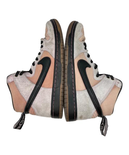 NIKE（ナイキ）NIKE (ナイキ) KCDC Brooklyn Skateshop (ブルックリン スケートショップ) SB DUNK HIGH PRO QS ピンク サイズ:US8.5の古着・服飾アイテム