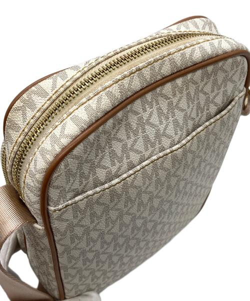 MICHAEL KORS（マイケル・コース）MICHAEL KORS (マイケルコース) ショルダーバッグ アイボリーの古着・服飾アイテム