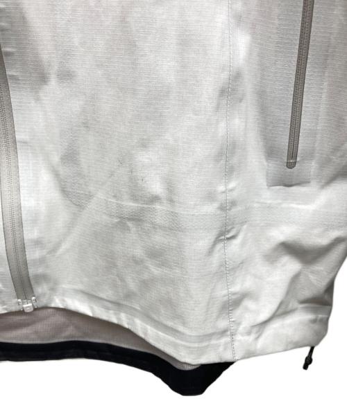 THE NORTH FACE（ザ ノース フェイス）THE NORTH FACE (ザ ノース フェイス) クライムベリーライトジャケット グレー サイズ:Lの古着・服飾アイテム