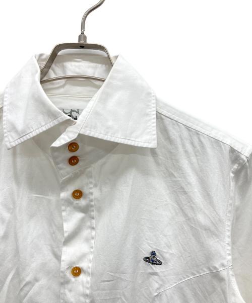 Vivienne Westwood man（ヴィヴィアン ウェストウッド マン）Vivienne Westwood man (ヴィヴィアン ウェストウッド マン) トレボットーニシャツ ホワイト サイズ:44の古着・服飾アイテム